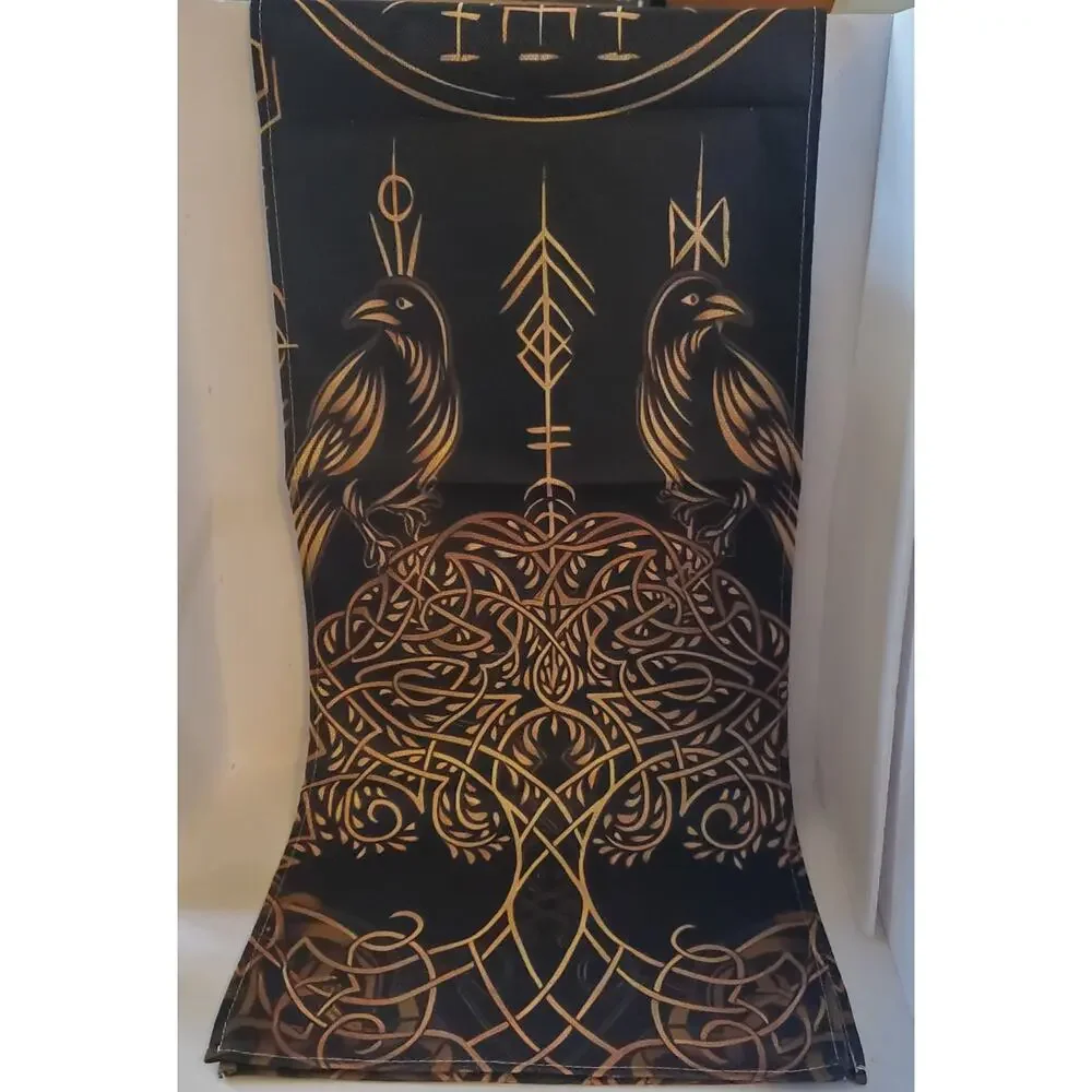 Unbranded polyester material